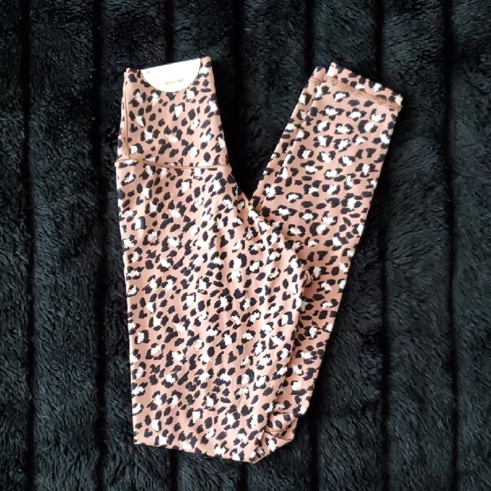Offline by Aerie Real Me Animal Print Hi-Rise Legging - NWT